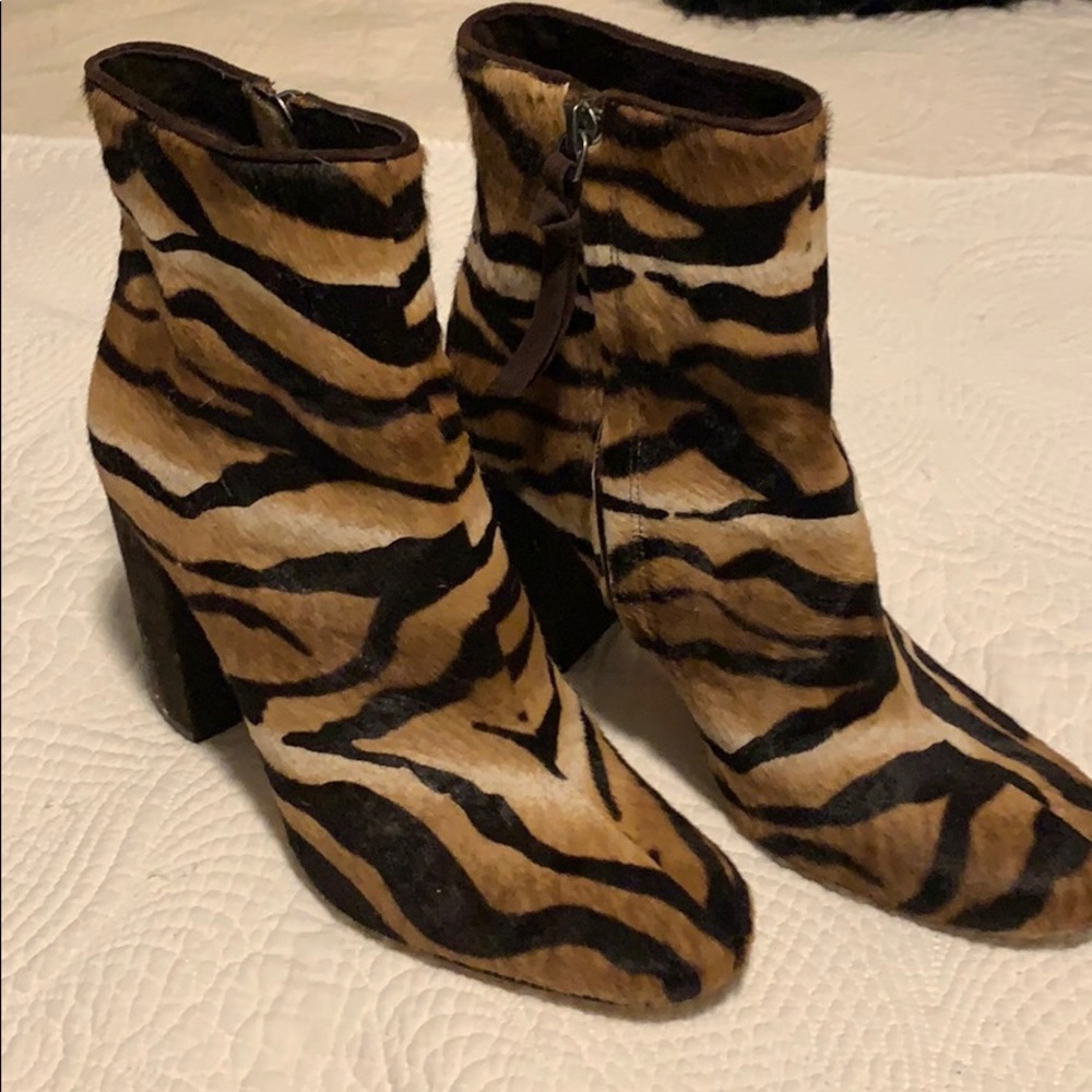 Leather animal print bootie